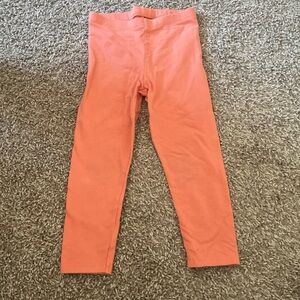 Toddler girls coral leggings. Size 3T. Great condition.